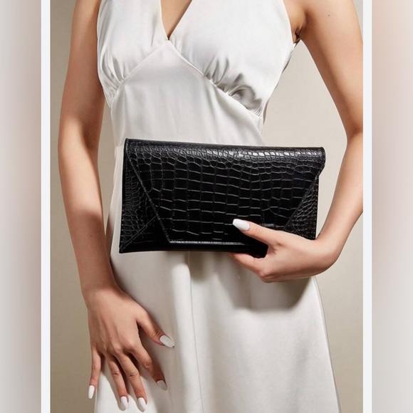 🖤 CROSSBODY CLUTCH - Picture 2 of 7